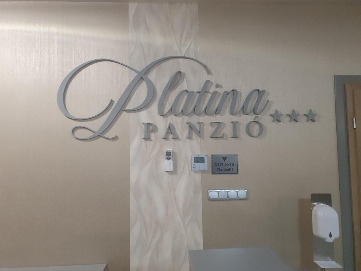 Platina Panzio*** Bed & Breakfast Újhartyán Eksteriør bilde